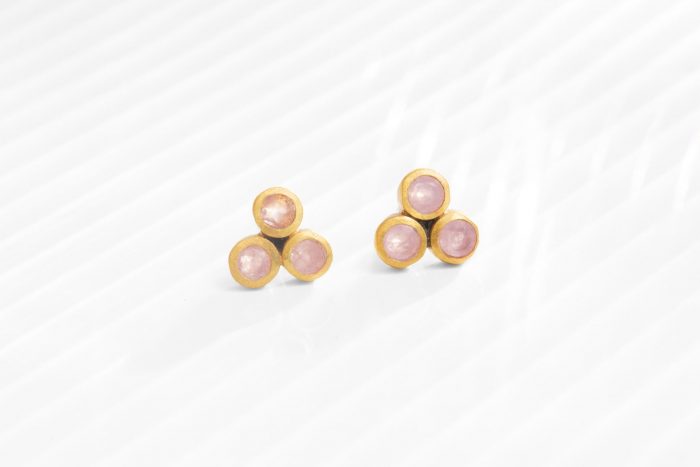 Iris earring c. Rosa