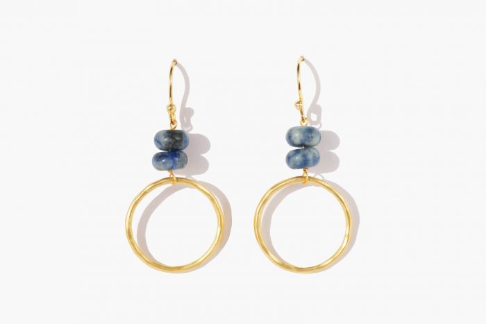 Eiger earring Sodolite